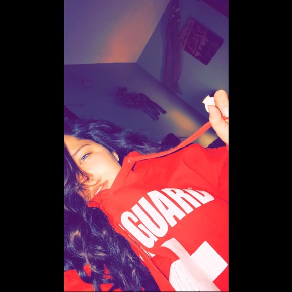 Meet your Posher, Kiana - Picture 1 of 1